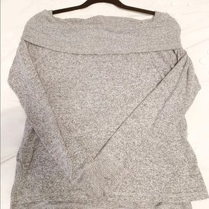 Abercrombie & Fitch Sweaters - Abercrombie off the shoulder sweater Abercrombie & Fitch Sweaters - Abercrombie off the shoulder sweater